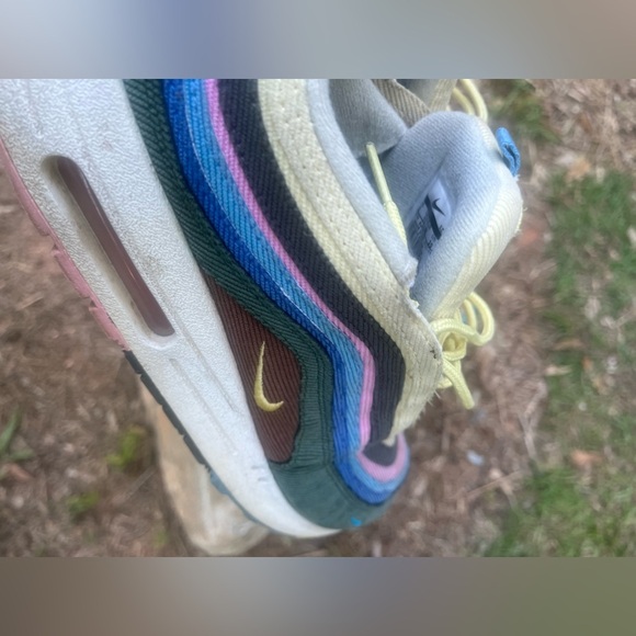 Authentic Nike Air Max 1/97 x
Sean Wotherspoon Men Sz12 sneakers - Picture 7 of 9
